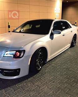 کرایسلەر 300